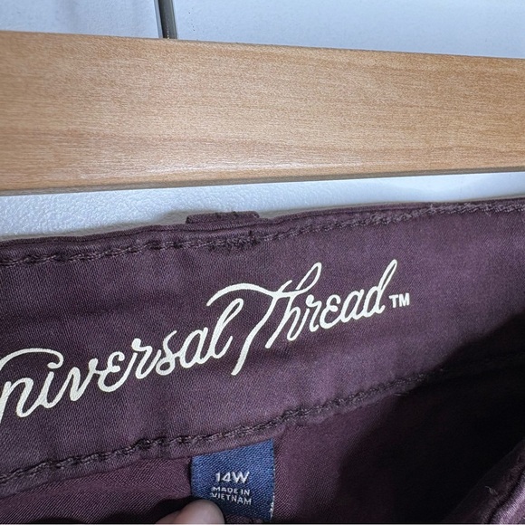 Universal Thread Maroon High Rise Jegging - Picture 11 of 11